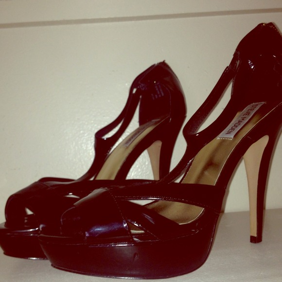 Steve Madden patent leather peep toe - Picture 1 of 1