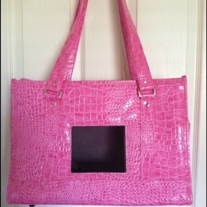 🌺Pink dog carrier purse 16x8