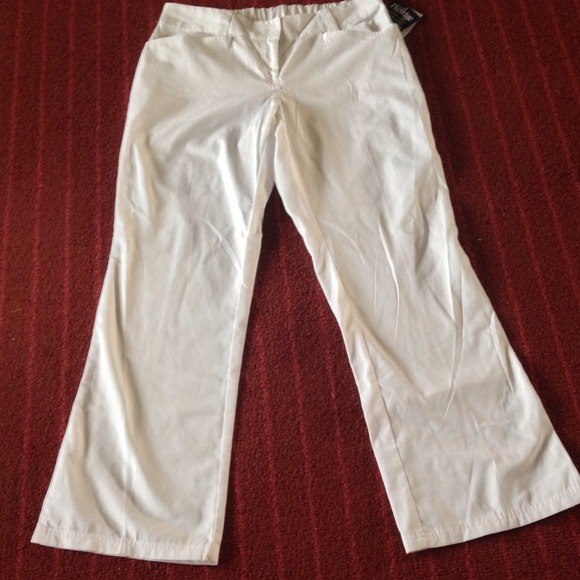 Sold 3 pairs new 2 white & 1 blue scrub pants - Picture 2 of 4