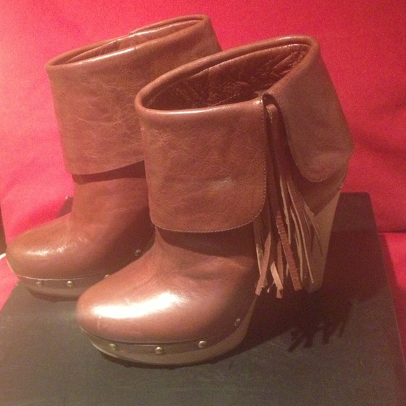 HOLD💢I•N•C INTERNATIONAL CONCEPTS booties - Picture 4 of 4