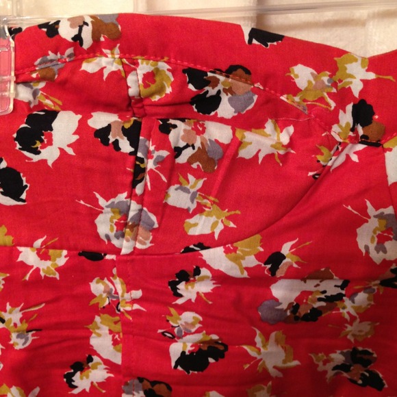 Flirty tube top! - Picture 2 of 4