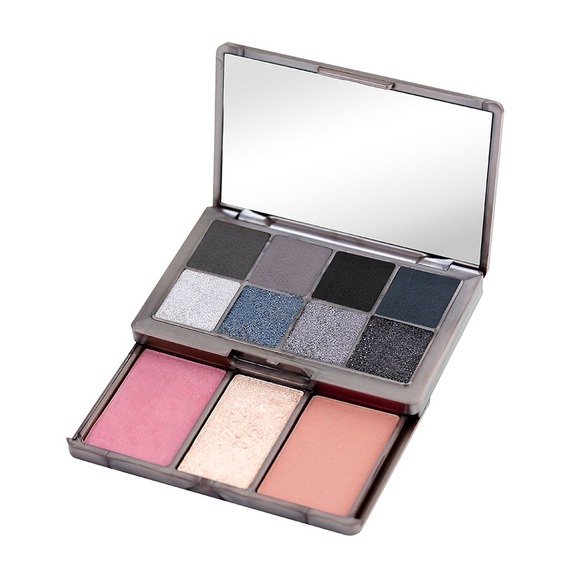Makeup bundle