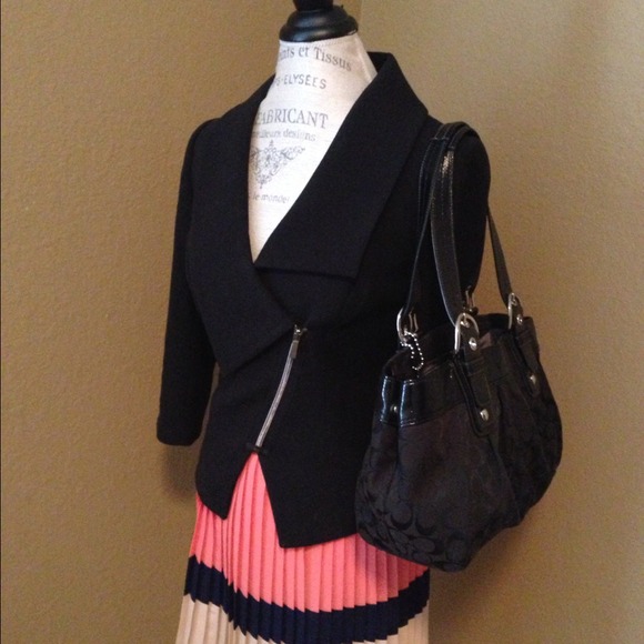Large coach handbag