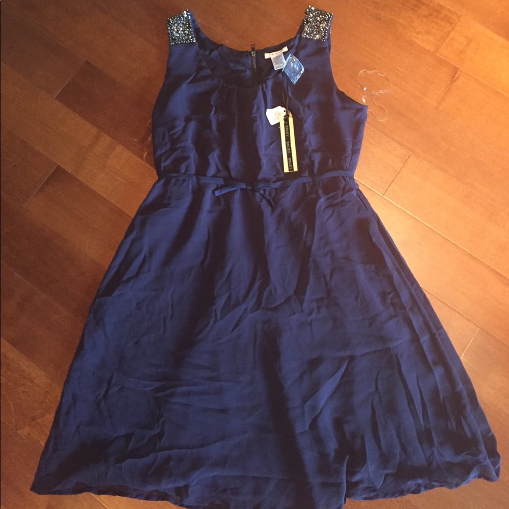 Navy blue shoulder embellished dress!