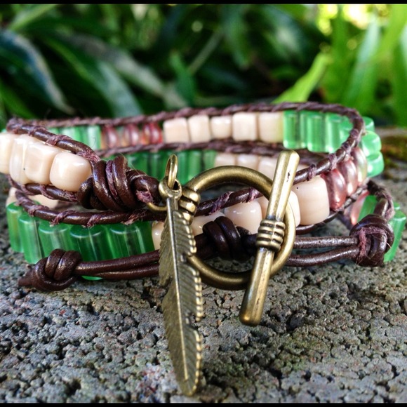 Double Wrap Bracelet🌿💚✌ - Picture 3 of 4