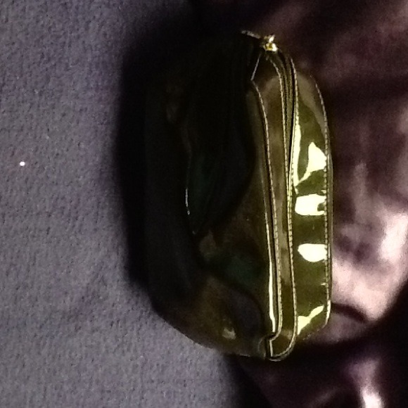 Makeup bag