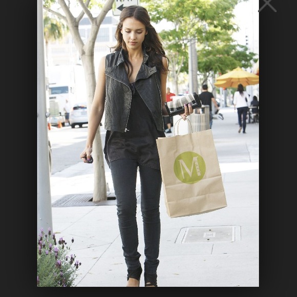 💖HP 12/7💖 leather vest - Picture 3 of 4