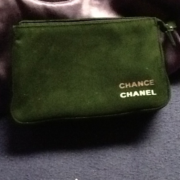 Makeup bag