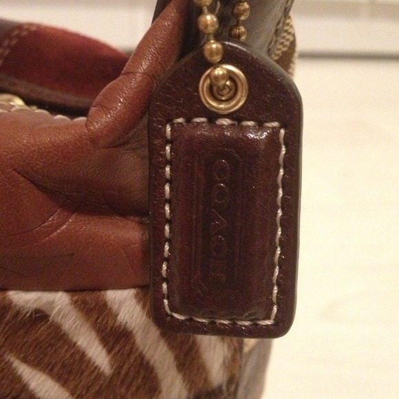 Coach purse - Picture 2 of 2