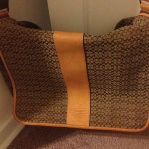 Coach shoulder bag! 100% authentic