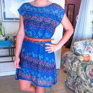 Casual blue floral dress!