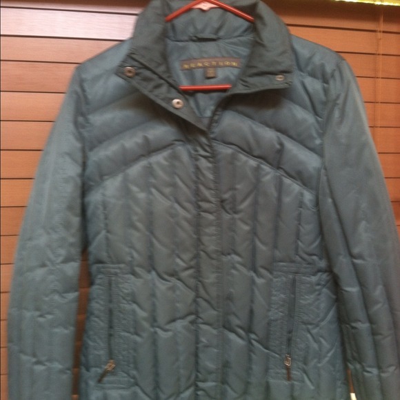 Kenneth Cole steel green versatile winter puffy.