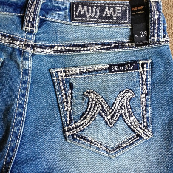 🚫No longer available❤Miss Me shorts 29 NWT