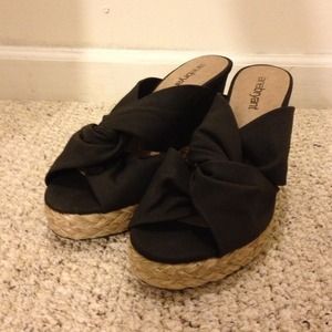 Black wedge with cork sole!