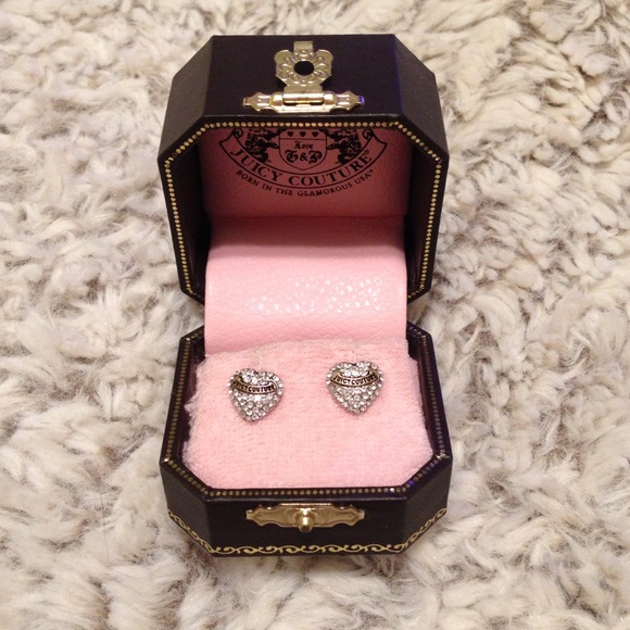 Juicy Couture earrings 🎀