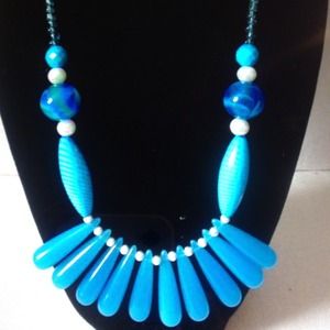 Gorgeous necklace what a statement