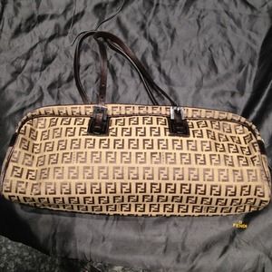 💢S O L D💢 to my friend Melissa. Fendi Handbag