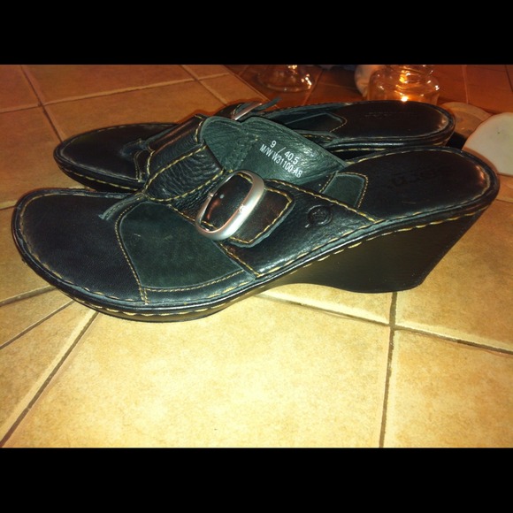 Born sandals!! - Picture 2 of 3