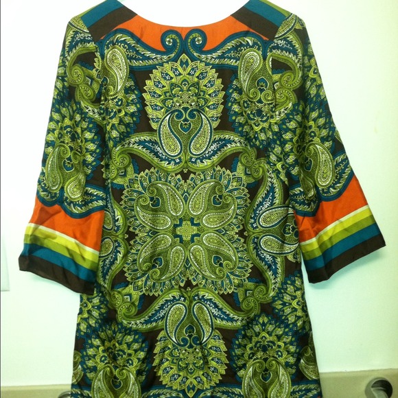 Marked down! Patterned three quarter length dress