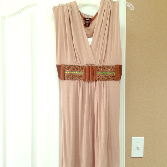 ❌Sold in Bundle❌Belted Dress
