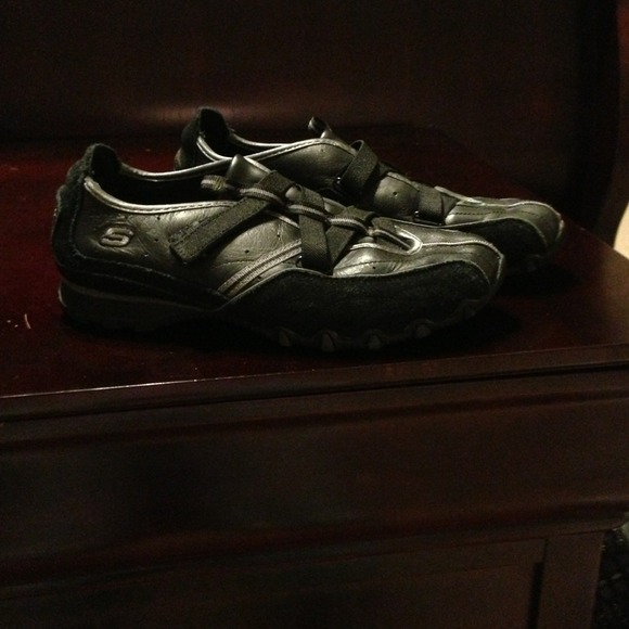 Skechers shoes