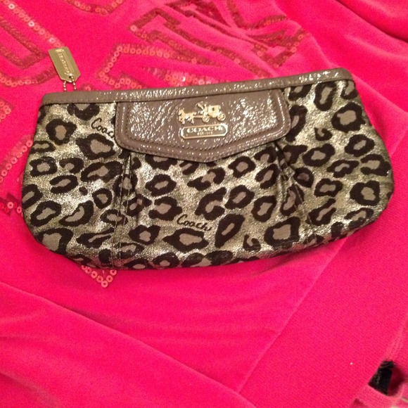 Coach wristlet authentic