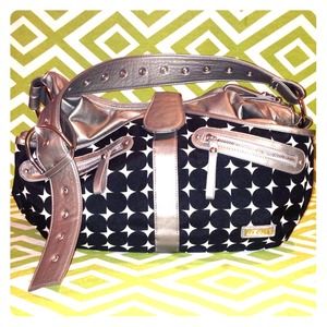 ✨RESERVED @clepting79✨JJ COLE Swag Diaper Bag