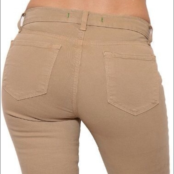 Sold-JBrand 835Mid Rise Capri Moccasin skinny jean - Picture 3 of 4