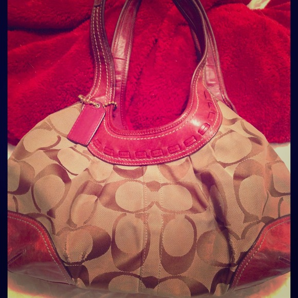 🎄💯% Authentic Coach tote🎁