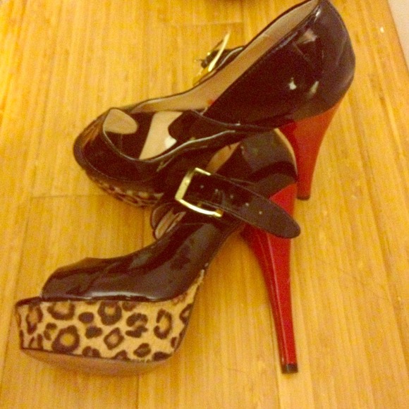 Steve Madden Red Heel