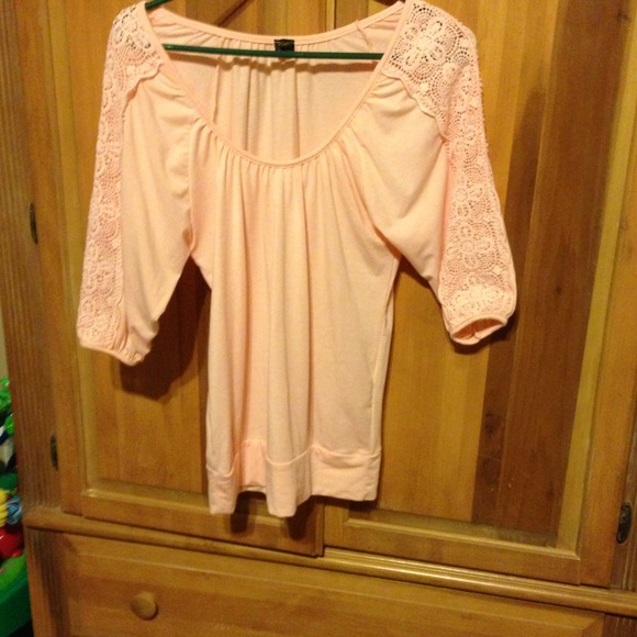 Light Coral Colored Top