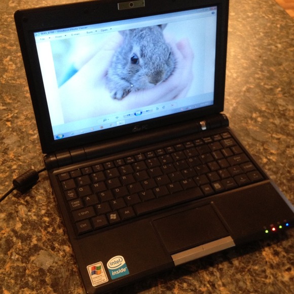 ✅Reduced price✅ Small laptop