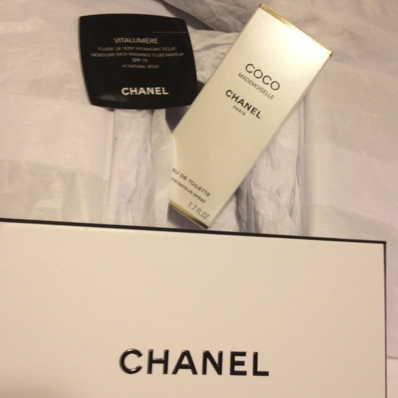 ON HOLD! 1.7 oz coco mademoiselle Chanel perfume