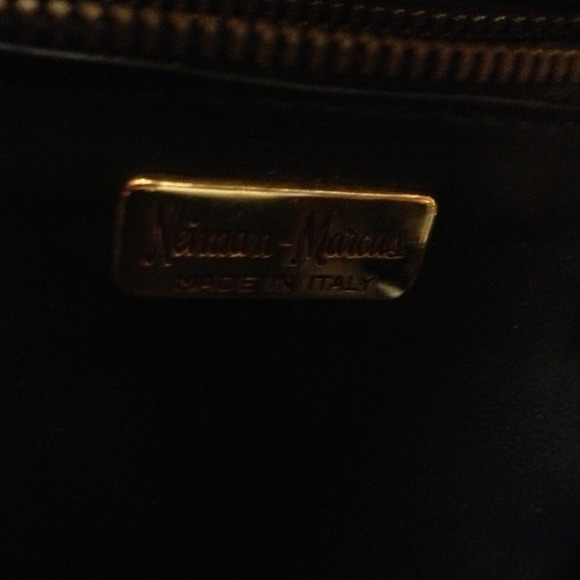 💋Vintage 80's Neiman Marcus croc cross body - Picture 2 of 3