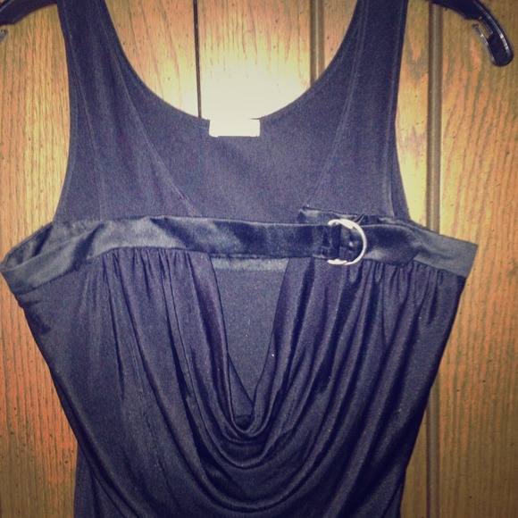 Deep cowlneck top.  Great for high waisted shorts
