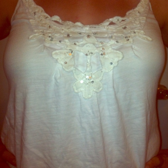 American Eagle White Tank Top - Picture 1 of 3