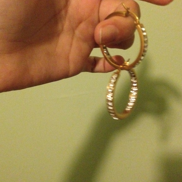 Sparkly gold earrings