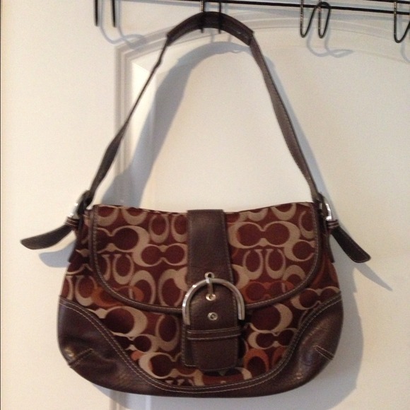 Coach purse.