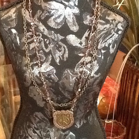 17" Peace Necklace - Picture 2 of 4