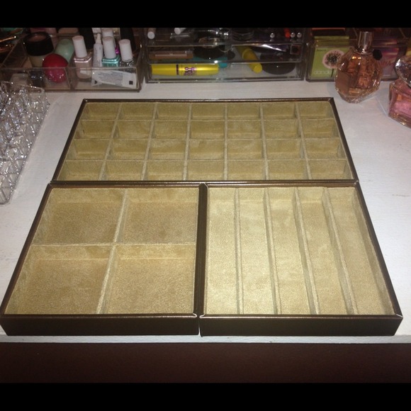 Jewelry storage organizer trays