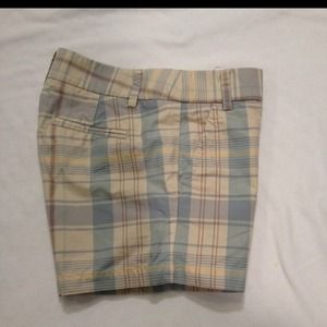 J crew shorts size 6 measures 32x4.6 mint again