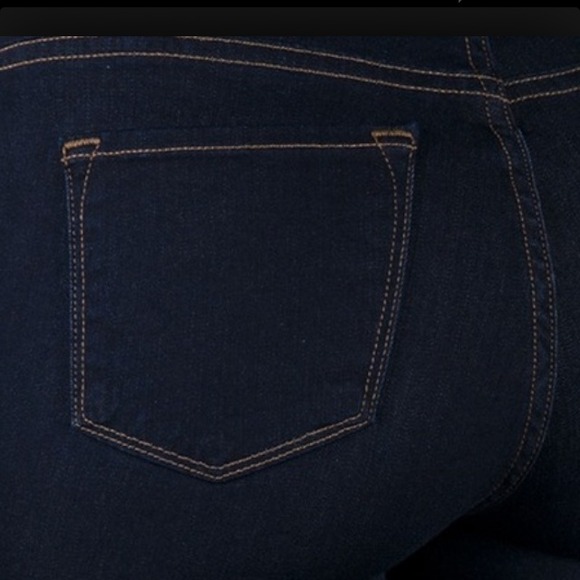 JBrand Skinny Jean - Picture 2 of 3