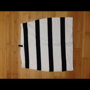 H&M striped mini skirt