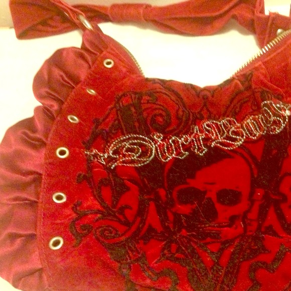 "Dirtbag" purse w/ skull design