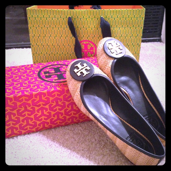 Tory Burch Shoes - Tory Burch Reva Raffia Straw flats