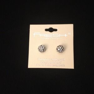 ***TRADED IN BUNDLE***