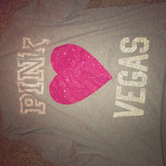 BNWOT limited edition Victoria's Secret pink❤Vegas