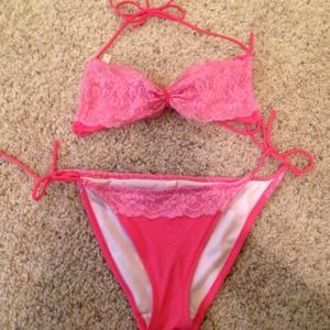 Want to trade for vs bikini! Vs pink lace bikini!