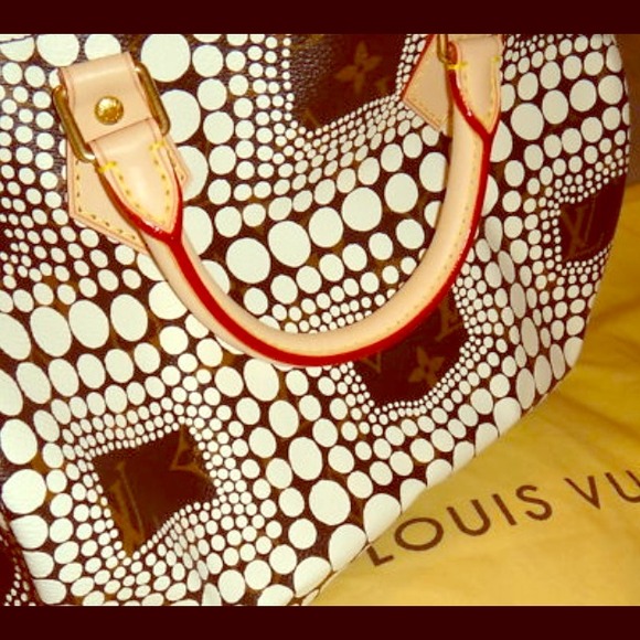 Authentic Louis Vuitton Yayoi speedy 30 rare!