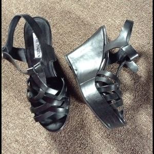 Steve Madden black leather wedges LOWEST PRICE!